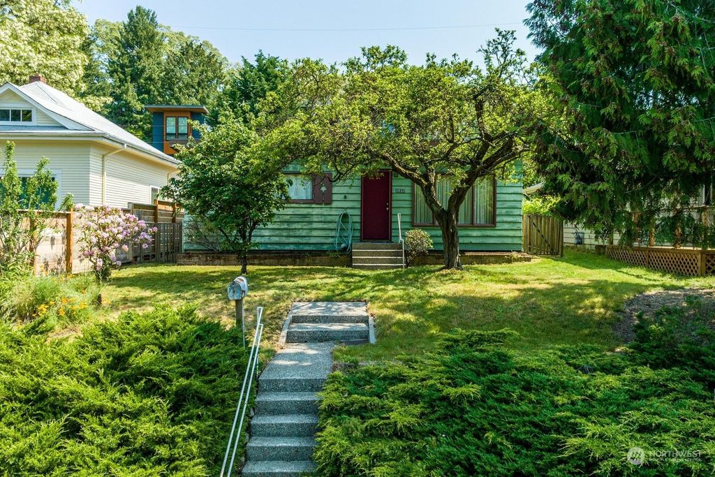 Photo of 3032 NE Blakeley Street, Seattle, WA 98105 (MLS # 2072757)