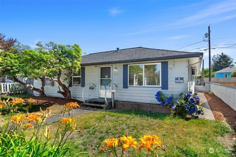 A home in Bremerton