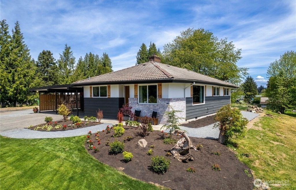 Photo of 1617 Ludwig Rd, Snohomish, WA 98290 (MLS # 2504451)