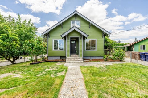 Photo of 1402 S 80th Street, Tacoma, WA 98408 (MLS # 2542140)