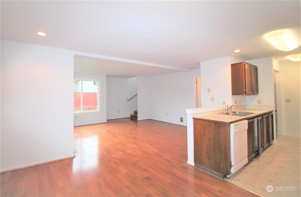 Photo of 2902 13th Street #4-C, Everett, WA 98201 (MLS # 1999094)