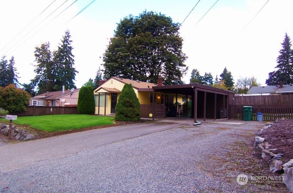 Photo of 4915 244th Street SW, Mountlake Terrace, WA 98043 (MLS # 2228618)