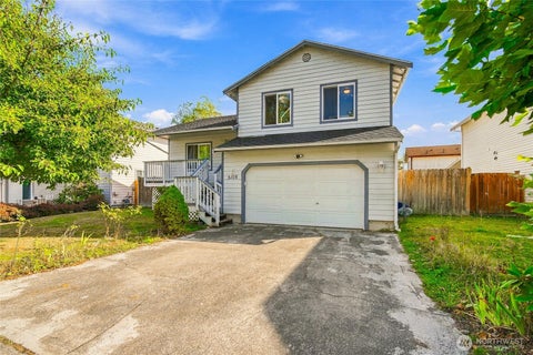Photo of 3108 Rosewood Street, Mount Vernon, WA 98273 (MLS # 2582258)