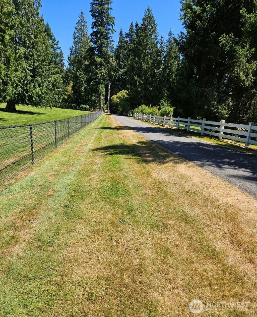 Photo of 14310 168th Avenue NE, Woodinville, WA 98072 (MLS # 2420711)