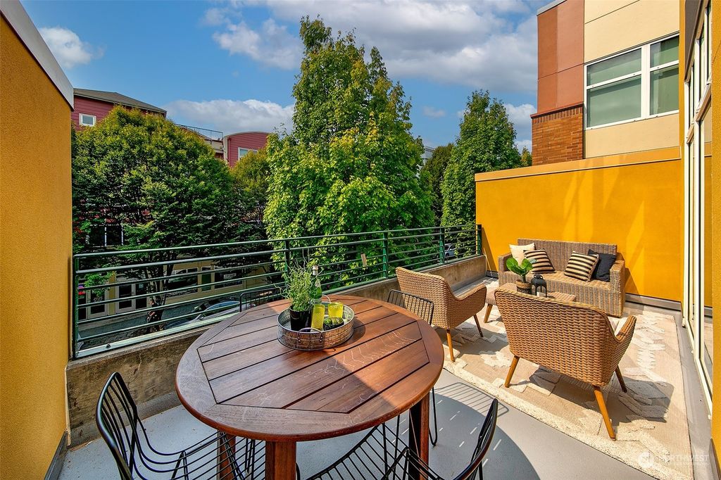 Photo of 17 W Mercer Street #1, Seattle, WA 98119 (MLS # 2188126)