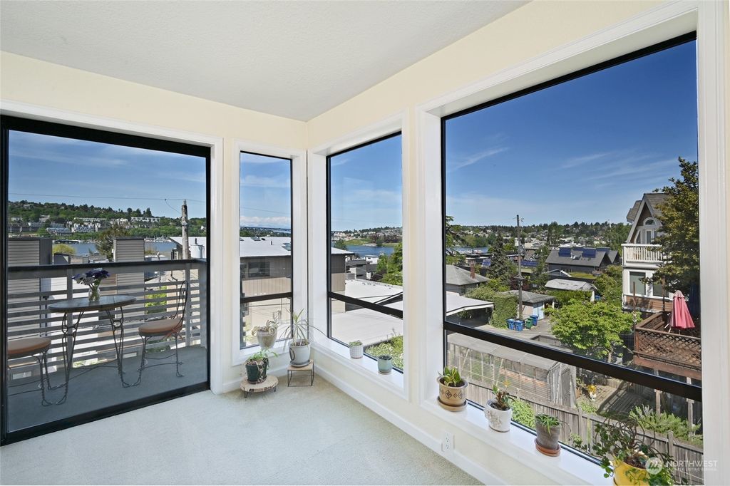 Photo of 2327 Yale Avenue E #I, Seattle, WA 98102 (MLS # 2066391)