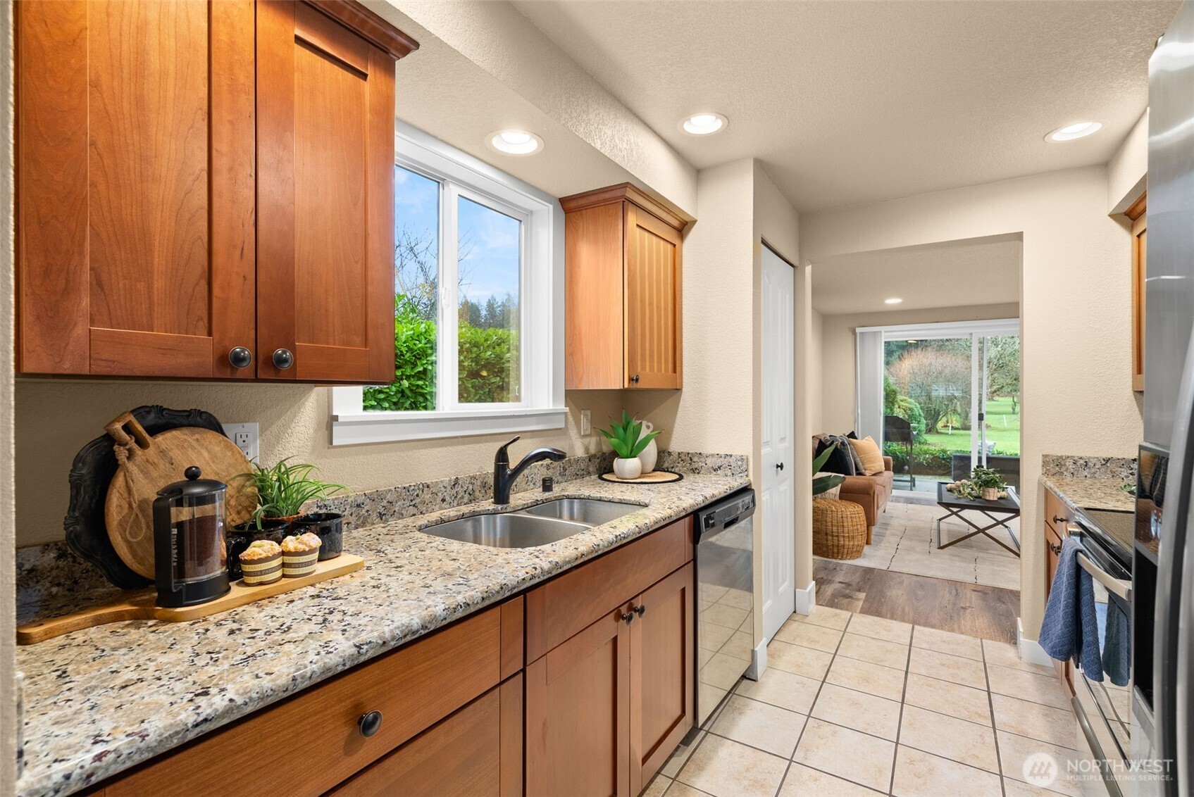 3926 NW Fairway Lane