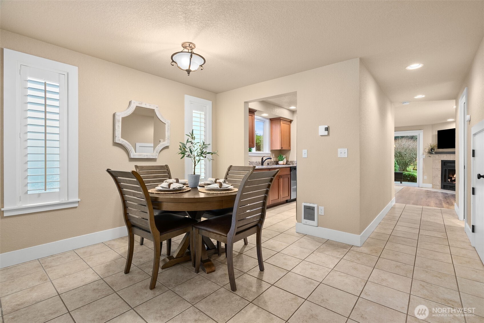 3926 NW Fairway Lane