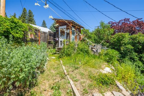 A home in Roslyn