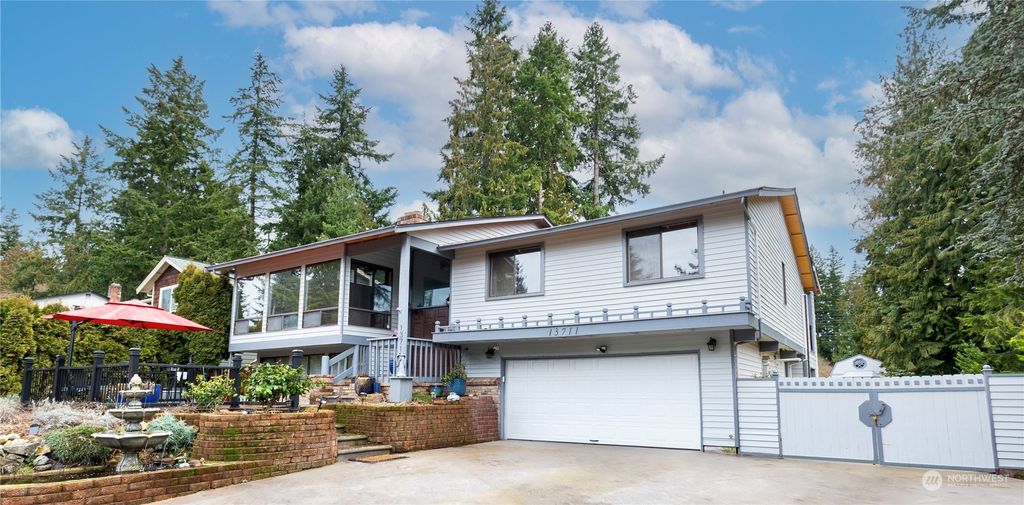 Photo of 13711 51st Drive SE, Everett, WA 98208 (MLS # 2040172)