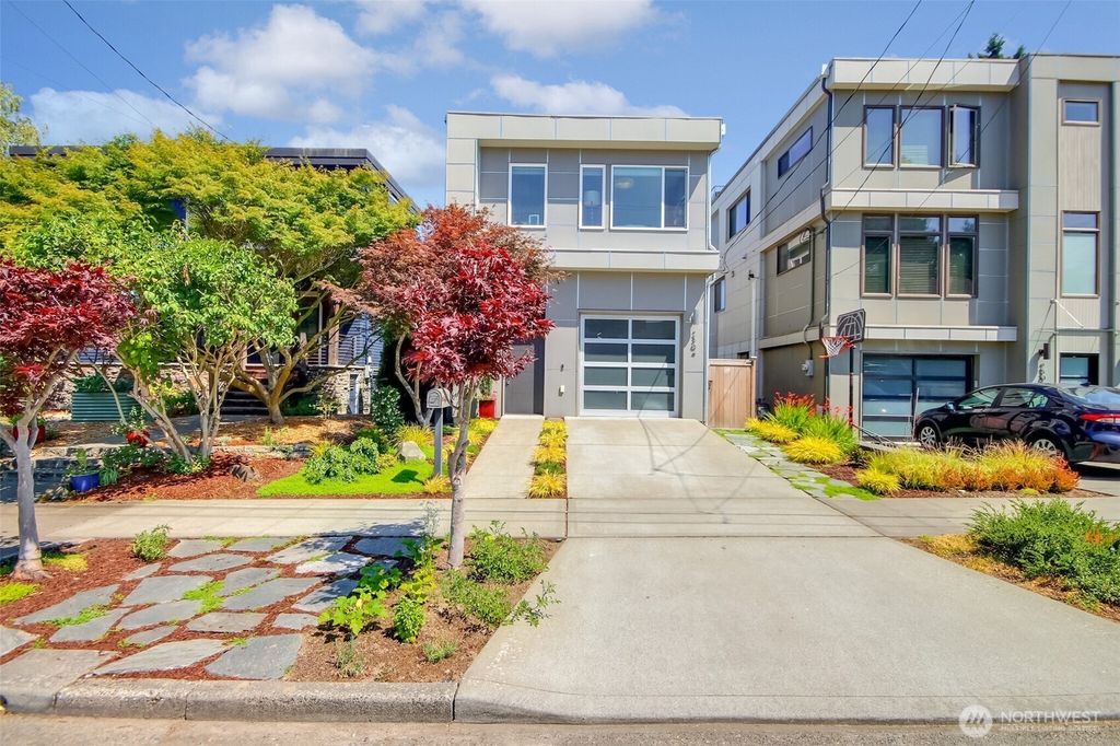 Photo of 2304 Walnut Avenue SW, Seattle, WA 98116 (MLS # 2415642)