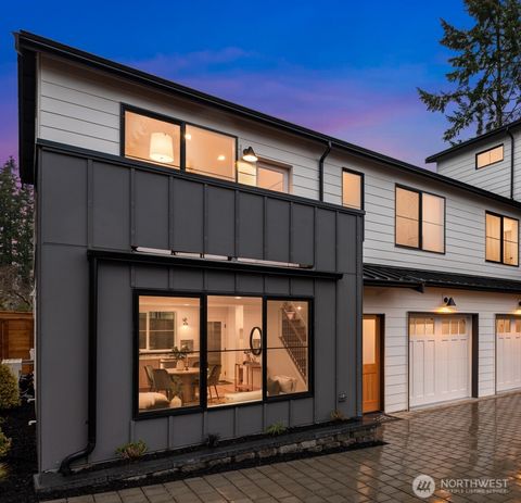 11737 20th Avenue NE, Seattle, WA 98125 - MLS#: 2346340