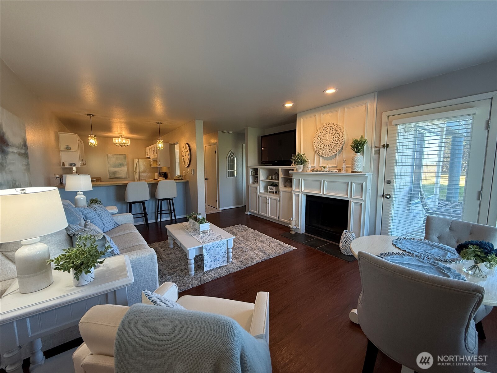 210 26th Street NW 104