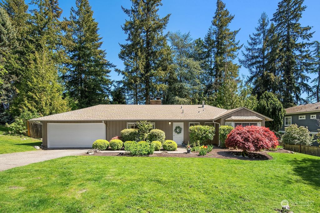 Photo of 2650 126th Avenue NE, Bellevue, WA 98005 (MLS # 2227624)