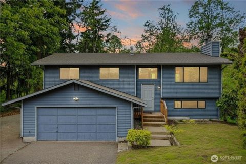 Photo of 3604 S 299th Place, Auburn, WA 98001 (MLS # 2515752)