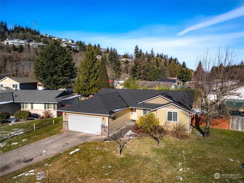1235 Bradley Court, Burlington, WA 98233 - MLS#: 2330113