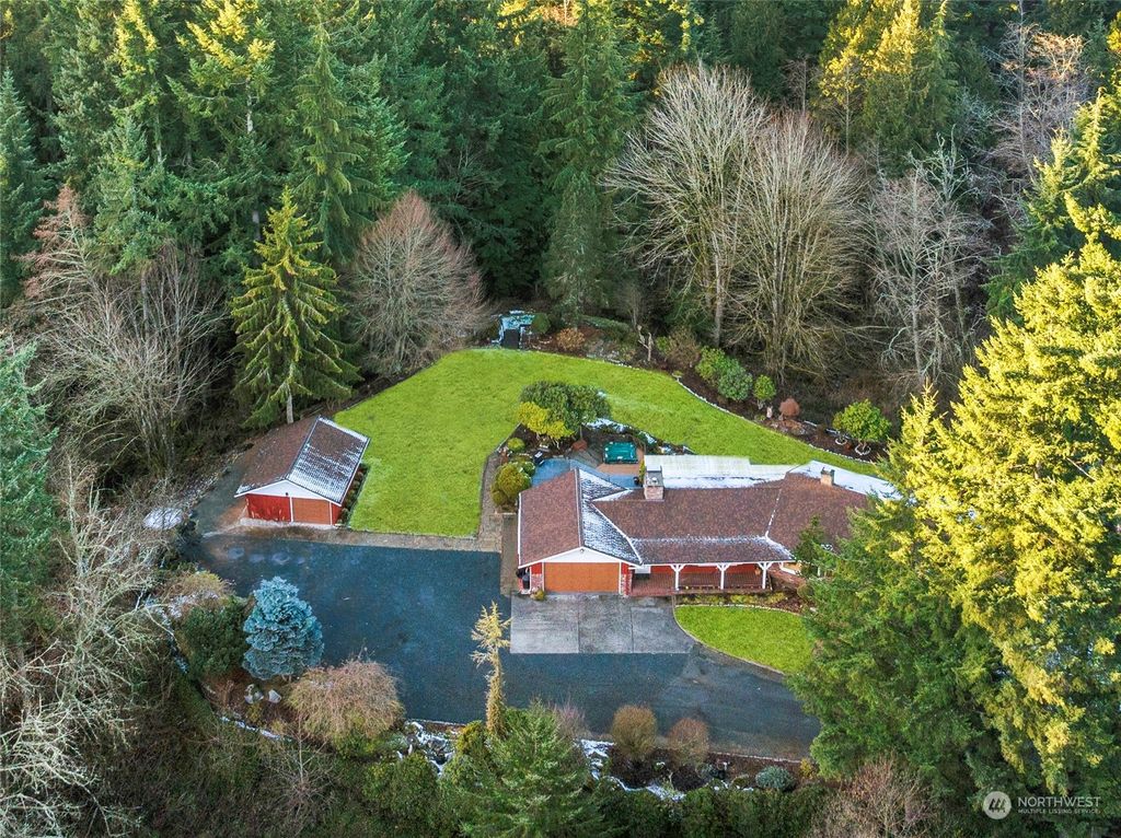 Photo of 313 47th Street SE, Everett, WA 98203 (MLS # 2204475)