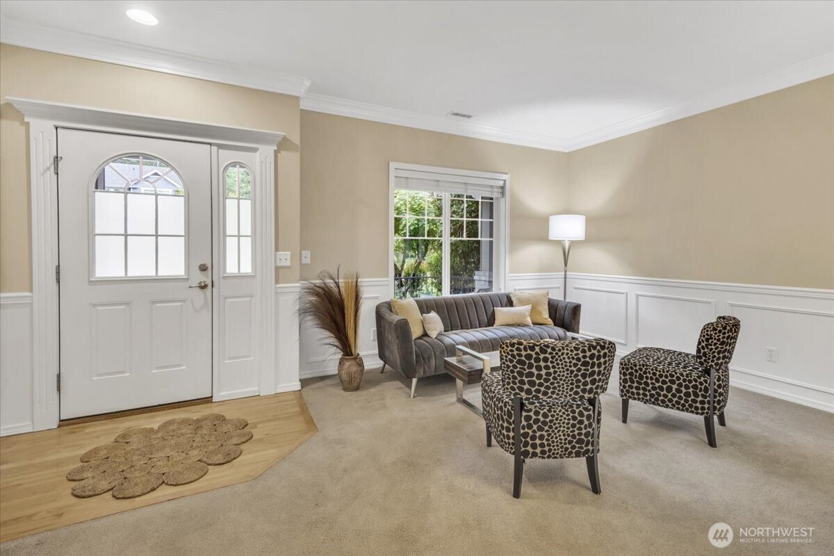 19017 5th Street E