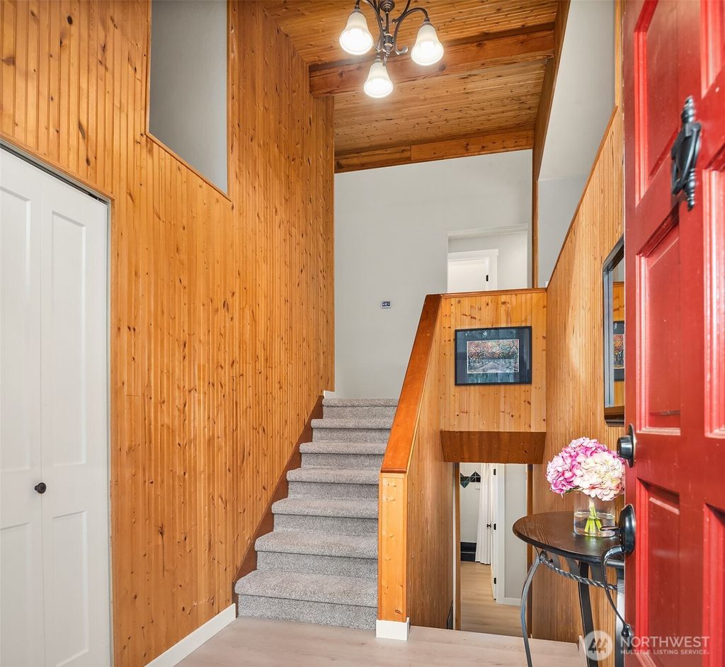 Photo of 19522 NE 181st Street, Woodinville, WA 98077 (MLS # 2501671)