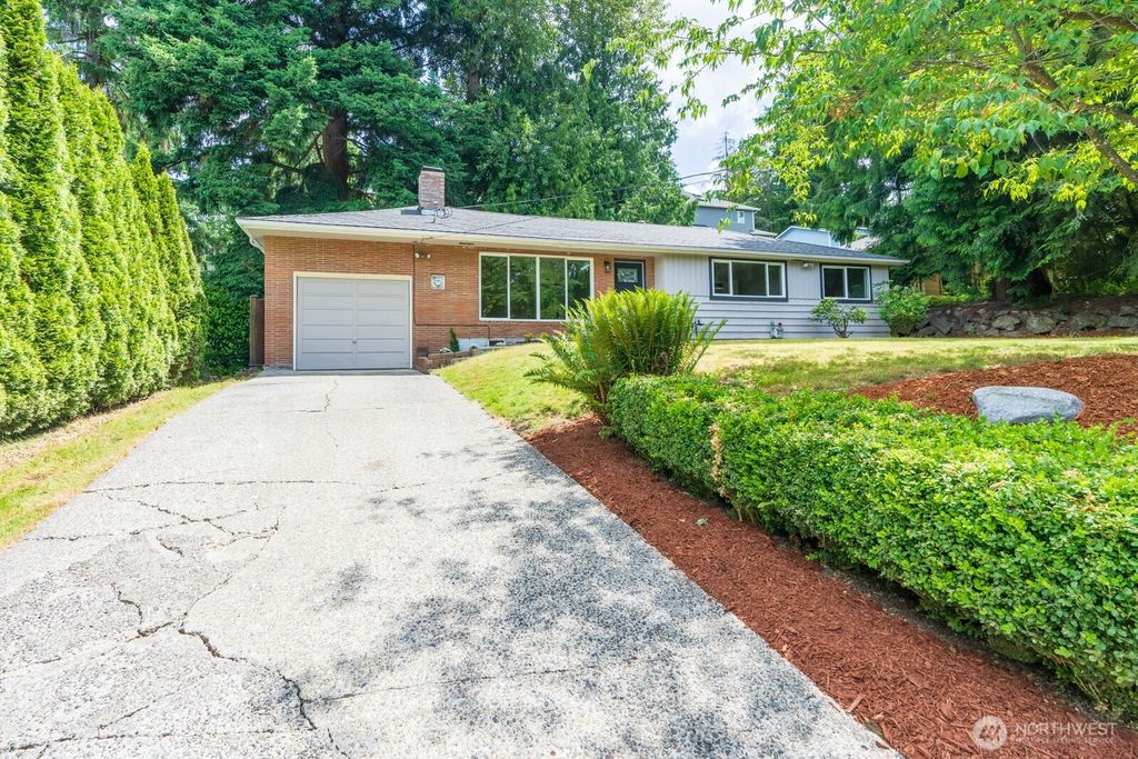 Photo of 4638 148th Avenue SE, Bellevue, WA 98006 (MLS # 2396504)
