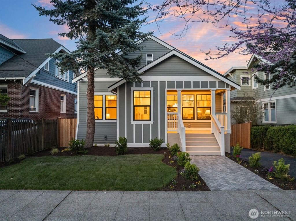 Photo of 508 22nd Avenue E, Seattle, WA 98112 (MLS # 2516861)