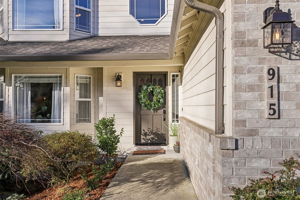 Photo of 915 NW Vinca Lane, Camas, WA 98607 (MLS # 2468375)