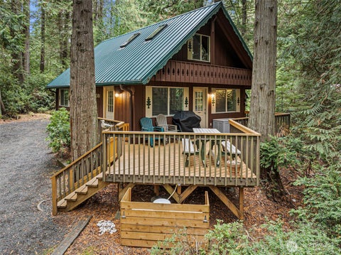 Photo of 381 E Pointes Drive E, Shelton, WA 98584 (MLS # 2591438)