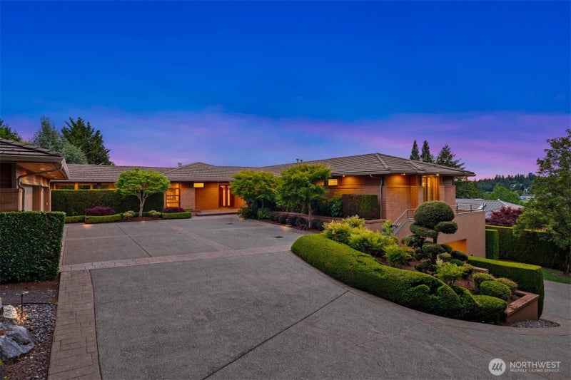 8635 NE 19th Place