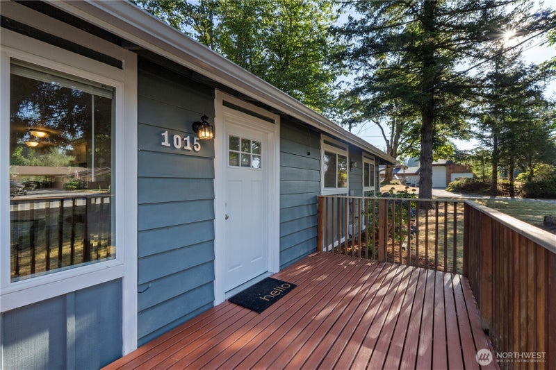 1015 Dyer Road
