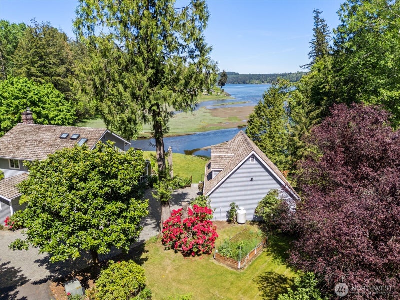 8320 E Grapeview Loop Road