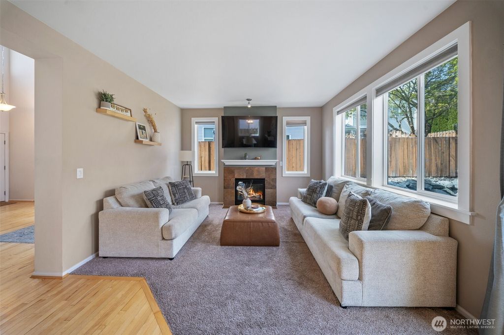 Photo of 1195 Ebbets Drive SW, Tumwater, WA 98512 (MLS # 2508941)