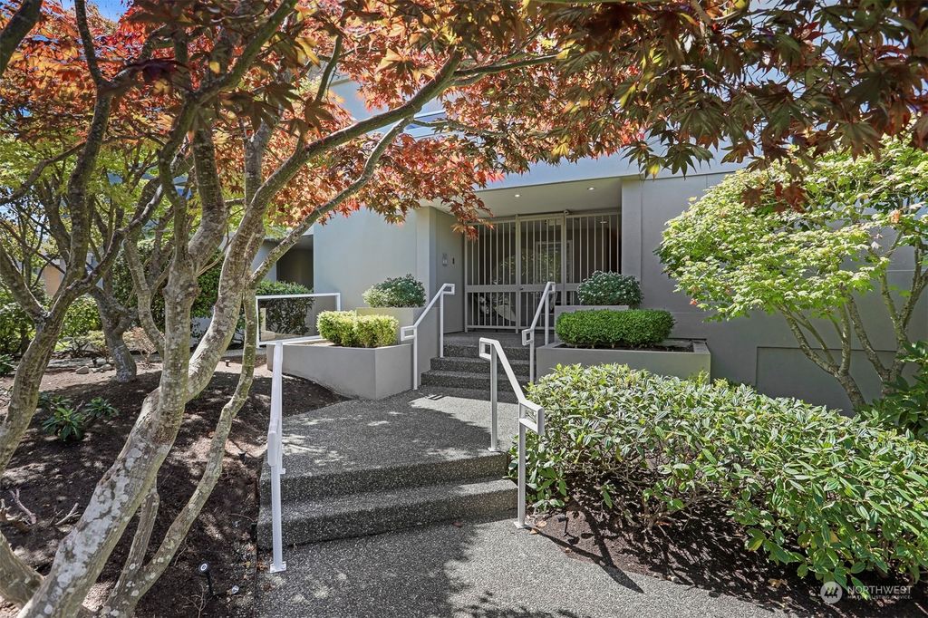 Photo of 400 Howell Way #103, Edmonds, WA 98020 (MLS # 2151672)