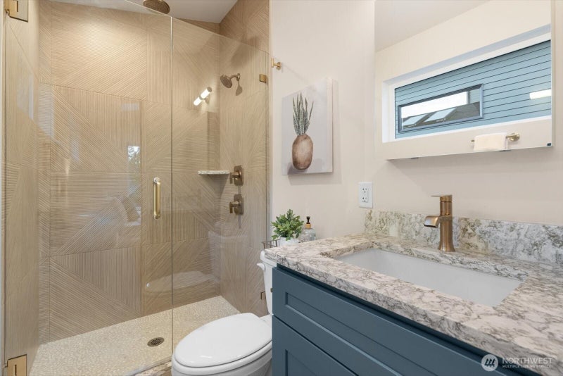 3704 NE 137th Street