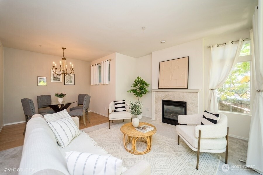 Issaquah, Washington 98029, United States, 2 Bedrooms Bedrooms, ,2 BathroomsBathrooms,Residential,Active,155619