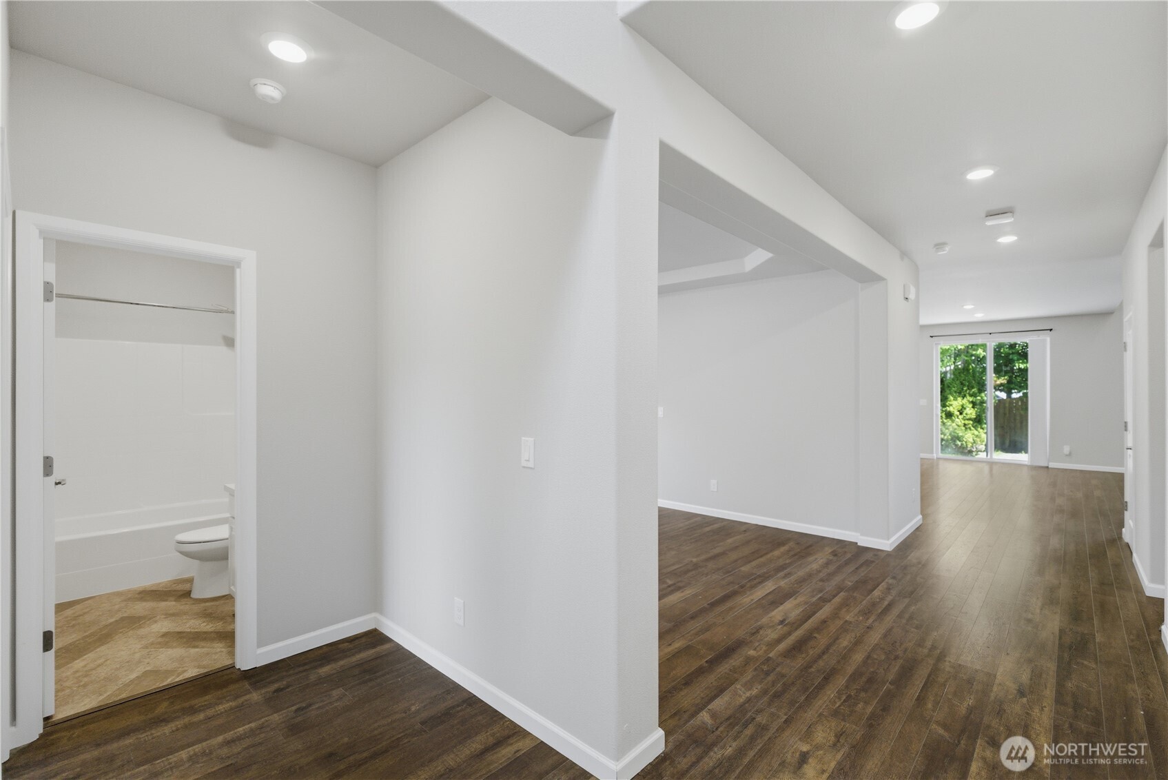 1203 105th Avenue Ct E