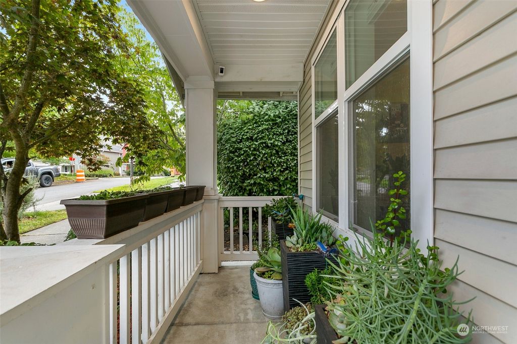 Photo of 2812 SW Graham Street, Seattle, WA 98126 (MLS # 2036870)