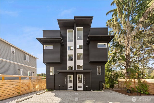 3409 NW Market Street, Seattle