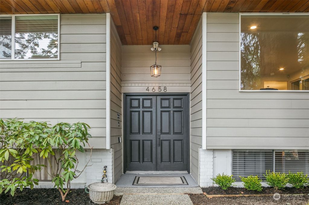 Photo of 4658 149th Avenue SE, Bellevue, WA 98006 (MLS # 2033265)