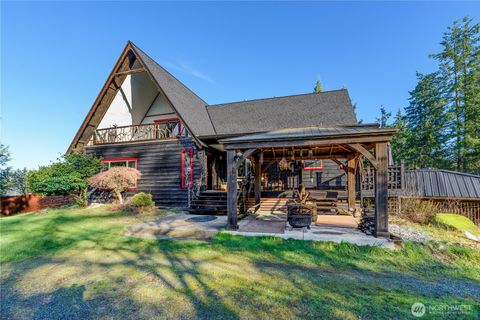 Photo of 323 Hulse Road, Port Angeles, WA 98362 (MLS # 2466919)