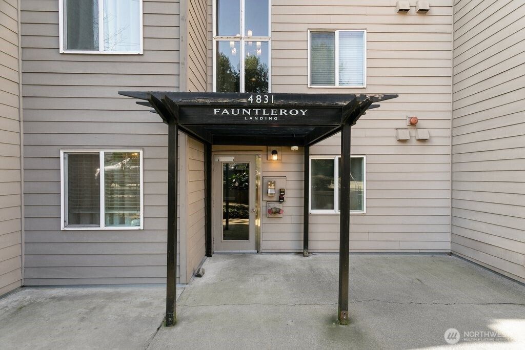 Photo of 4831 Fauntleroy Way SW #206, Seattle, WA 98116 (MLS # 2474680)