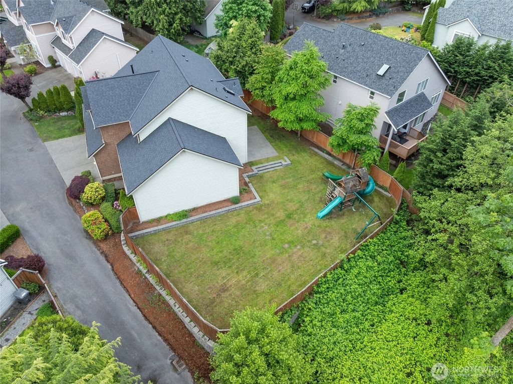 Photo of 15535 NE 62nd Court, Redmond, WA 98052 (MLS # 2374957)