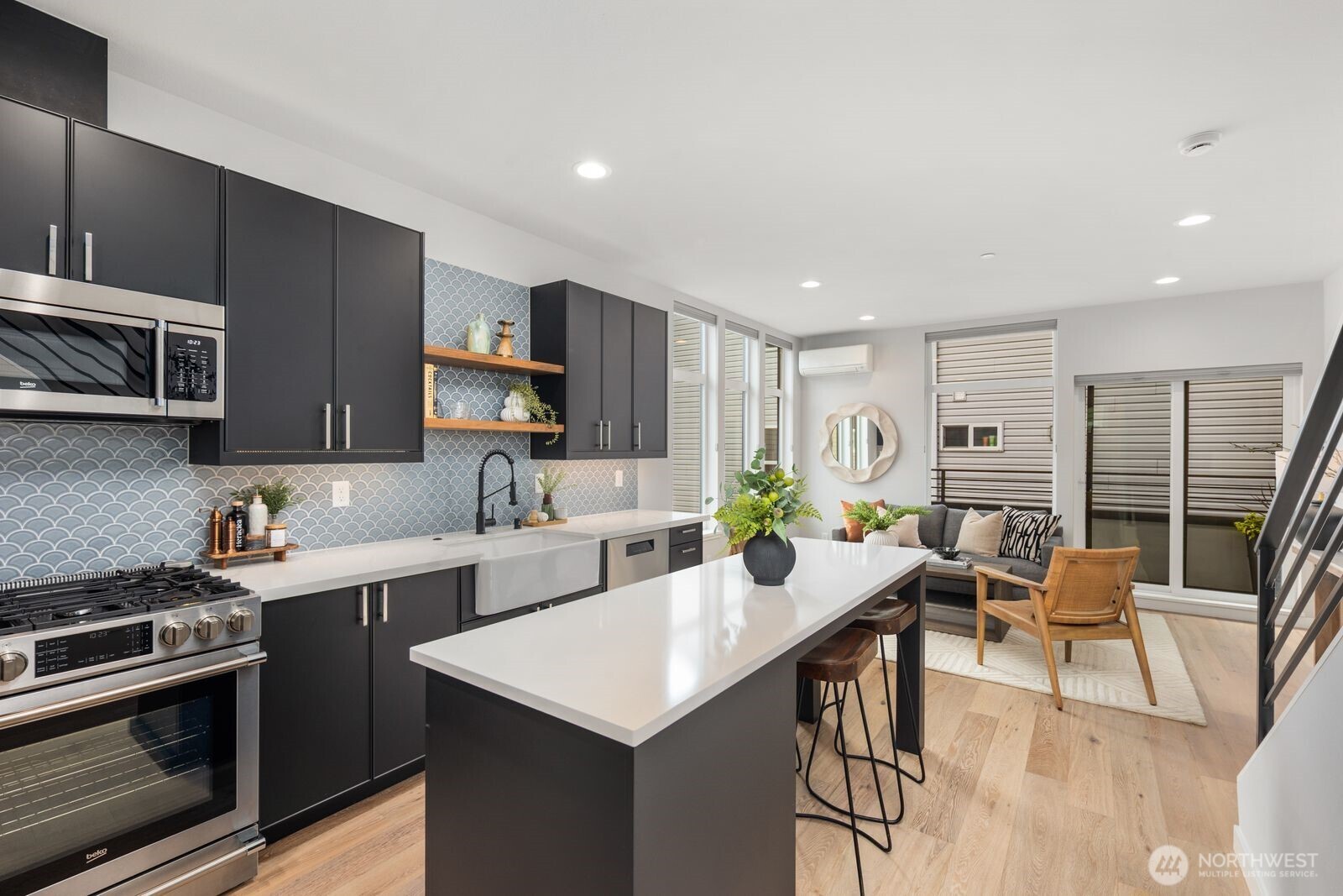 3625 Wallingford Avenue N A