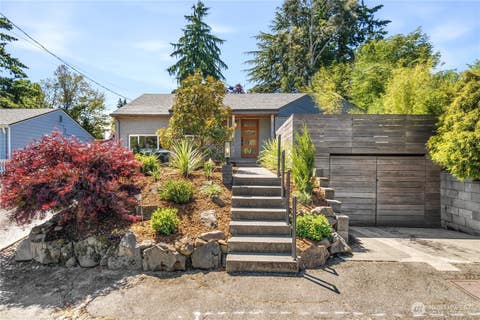 Photo of 11239 35th Avenue SW, Seattle, WA 98146 (MLS # 2538509)