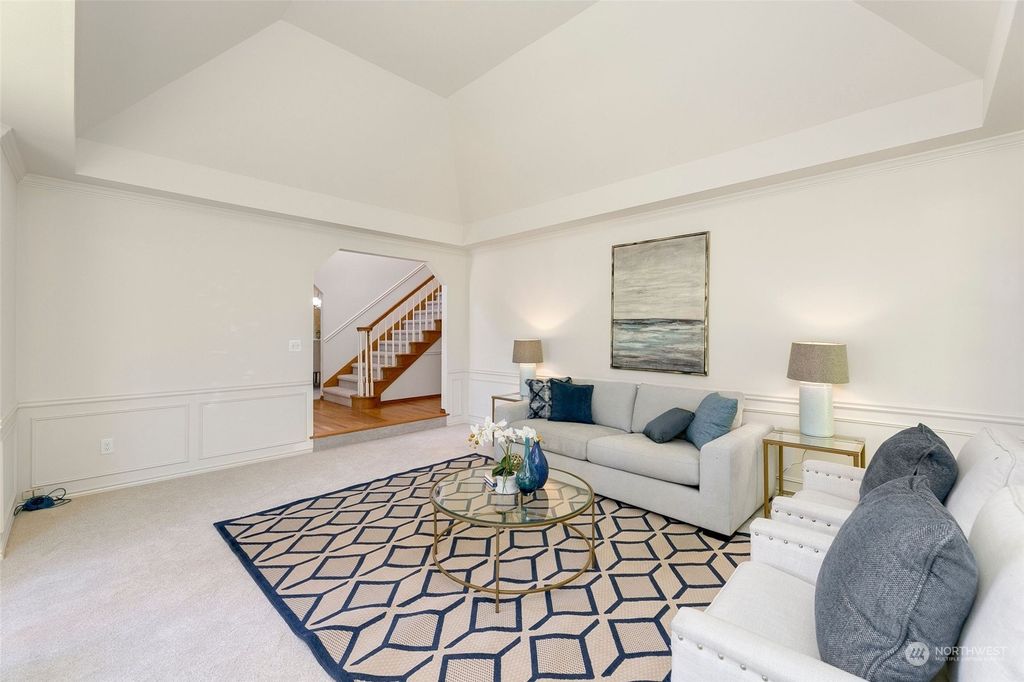 Photo of 22117 NE 21st Way, Sammamish, WA 98074 (MLS # 2069177)