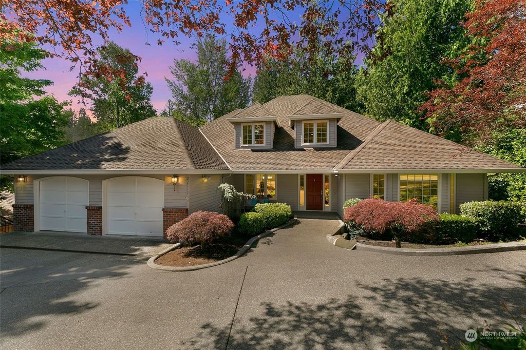 Photo of 22117 NE 21st Way, Sammamish, WA 98074 (MLS # 2069177)
