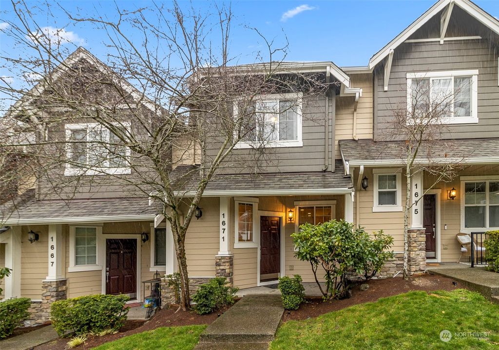 Photo of 1671 NE Juneberry St St, Issaquah, WA 98029 (MLS # 2193419)