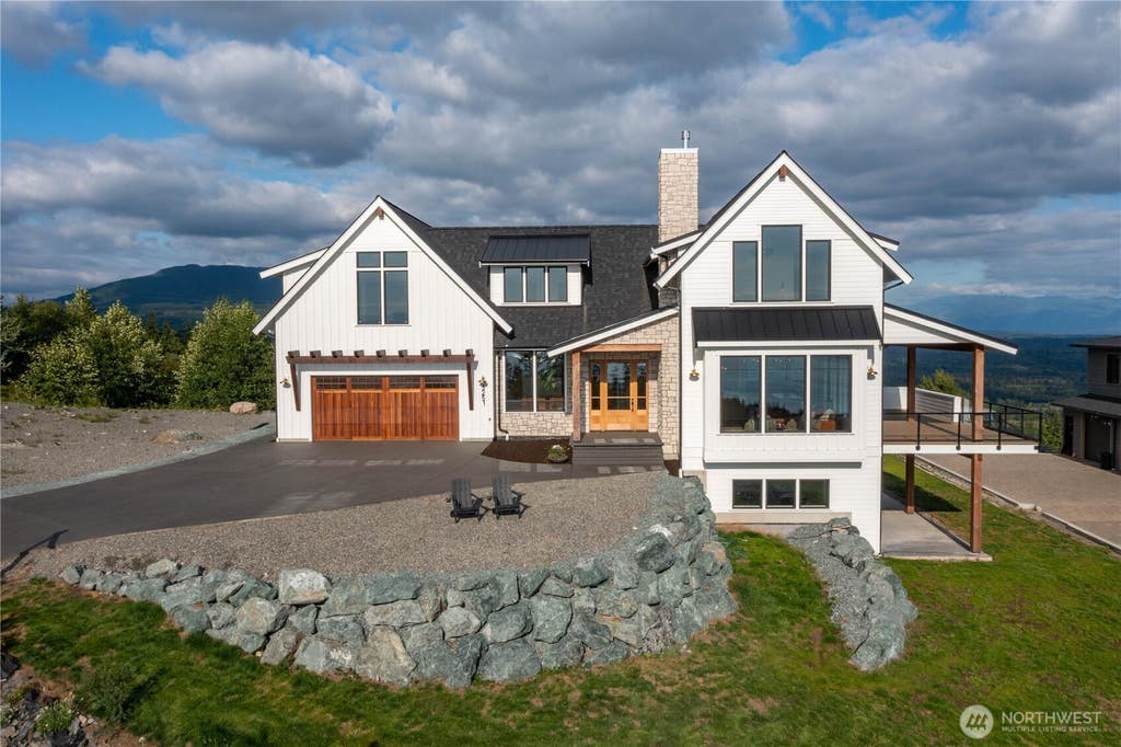 Photo of 3251 Blanchard Knob Trail, Burlington, WA 98233 (MLS # 2574513)