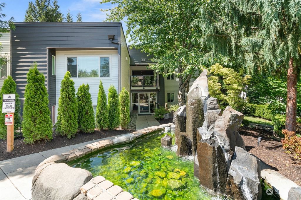 Photo of 408 2nd Avenue S #203, Kirkland, WA 98033 (MLS # 2130091)