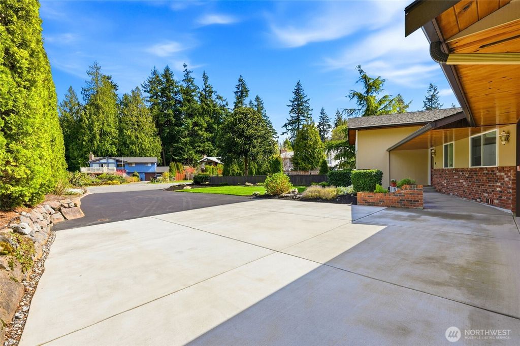 Photo of 8910 56th Place W, Mukilteo, WA 98275 (MLS # 2500992)