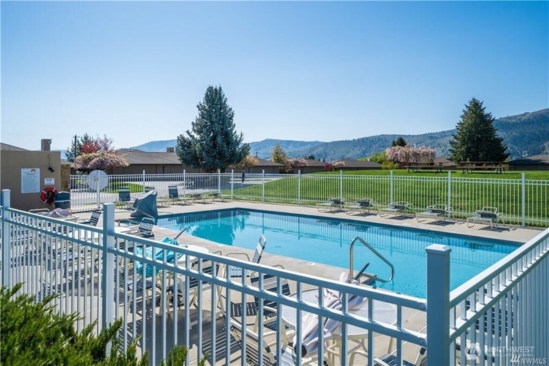 1 Halmalka Court 504B